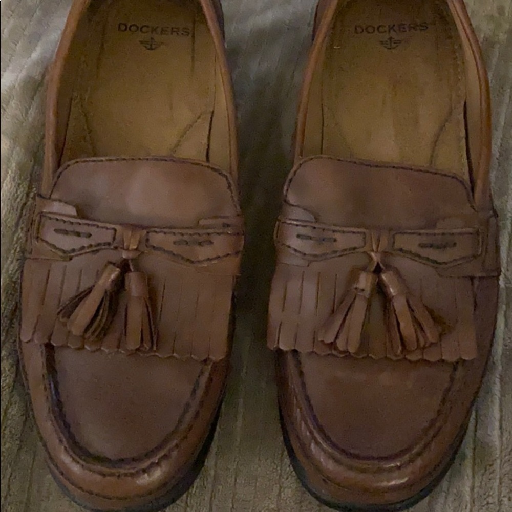 Dockers 10w brown leather dress shoes